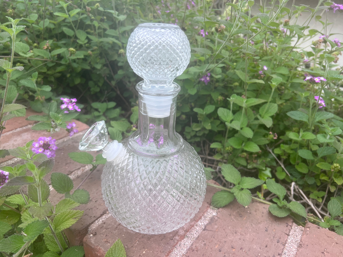 Vintage-Style Clear Diamond Point Genie Bottle